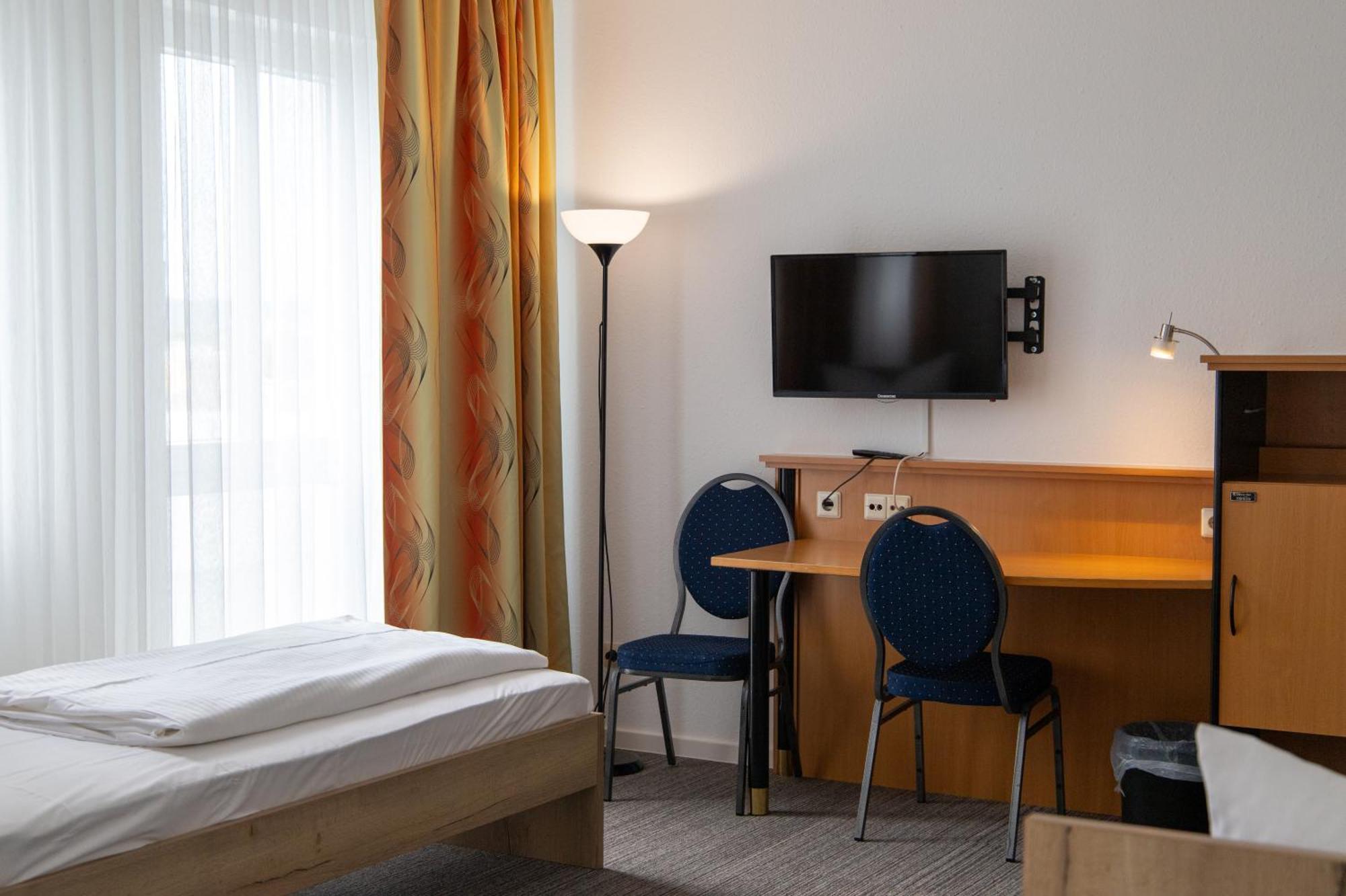 Hotel Am Suedtor Μπάκνανγκ Εξωτερικό φωτογραφία