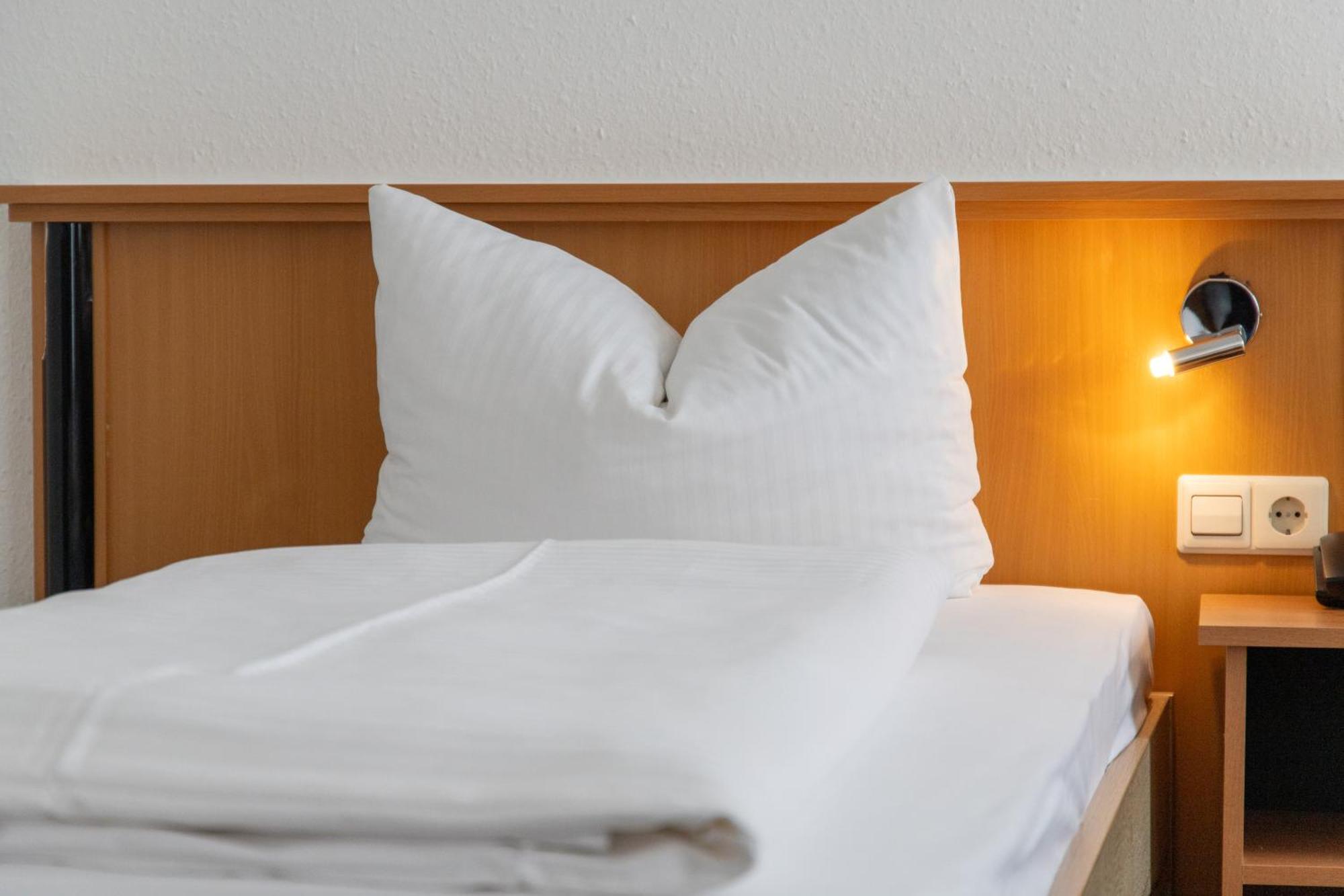 Hotel Am Suedtor Μπάκνανγκ Εξωτερικό φωτογραφία