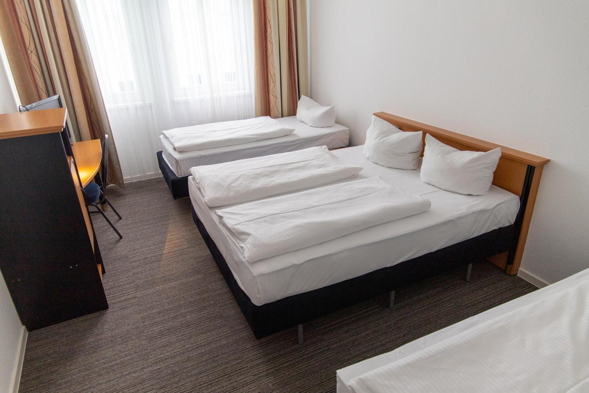 Hotel Am Suedtor Μπάκνανγκ Εξωτερικό φωτογραφία